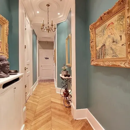 Apartment Relais Breteuil Paris