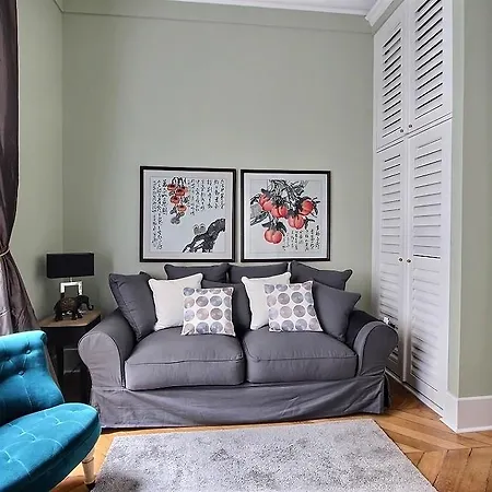 Apartment Relais Breteuil Paris