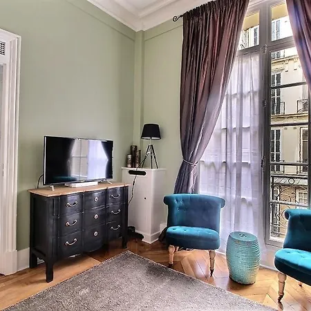 Relais Breteuil Apartment