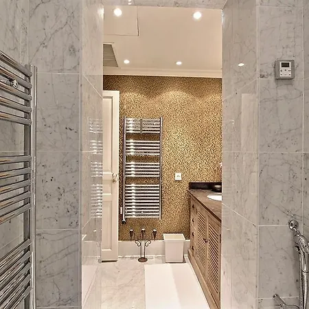 Relais Breteuil Apartment